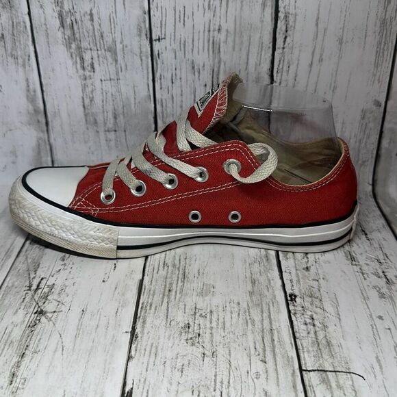 Converse Chuck Taylor All Star Low Red Sneakers 125808F Size W6 M4 - Picture 3 of 9